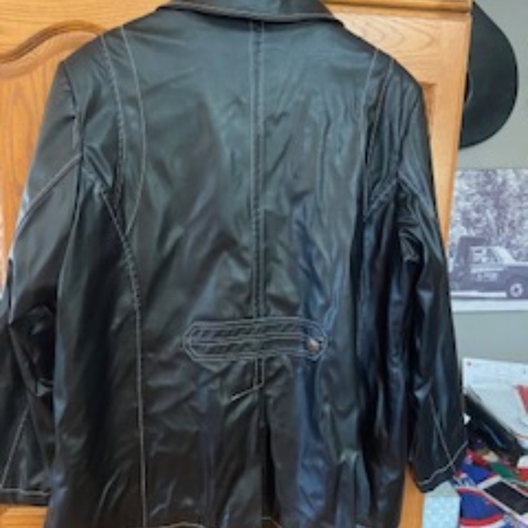Faux leather women’s jacket - Picture 2 of 4